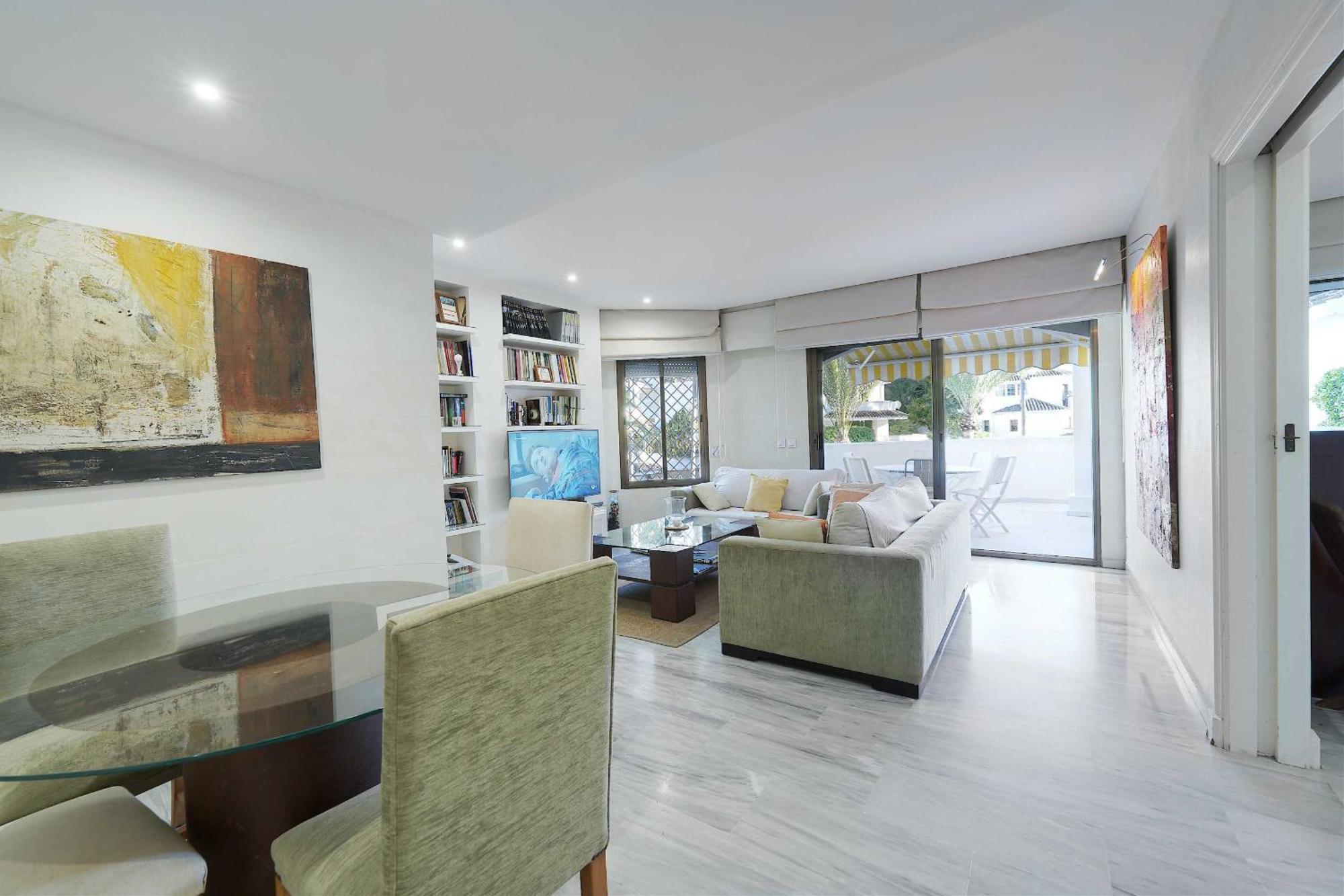 1104 First Line Beach Apartment Golden Beach Pool Μαρμπέλλα Εξωτερικό φωτογραφία